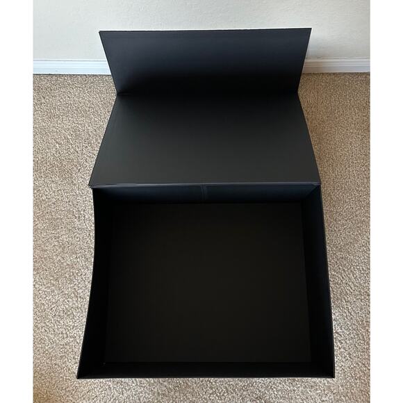 Chanel Empty Hangbag Magnetic Storage Flower Dust Bag Book 14" x 18" x 8" - Picture 7 of 15